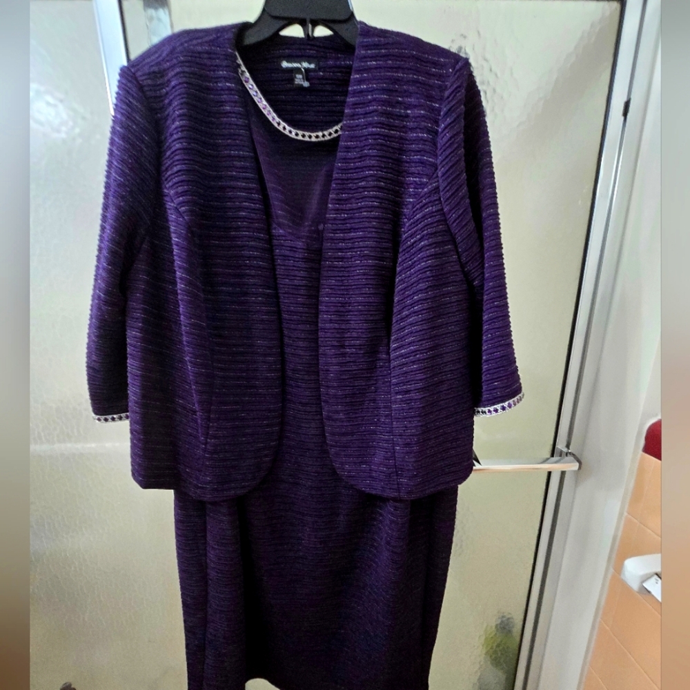 NWT Brianna Milay 2Piece Beautiful Dress; Eggplant Color; Sz 18W. Midi. $90